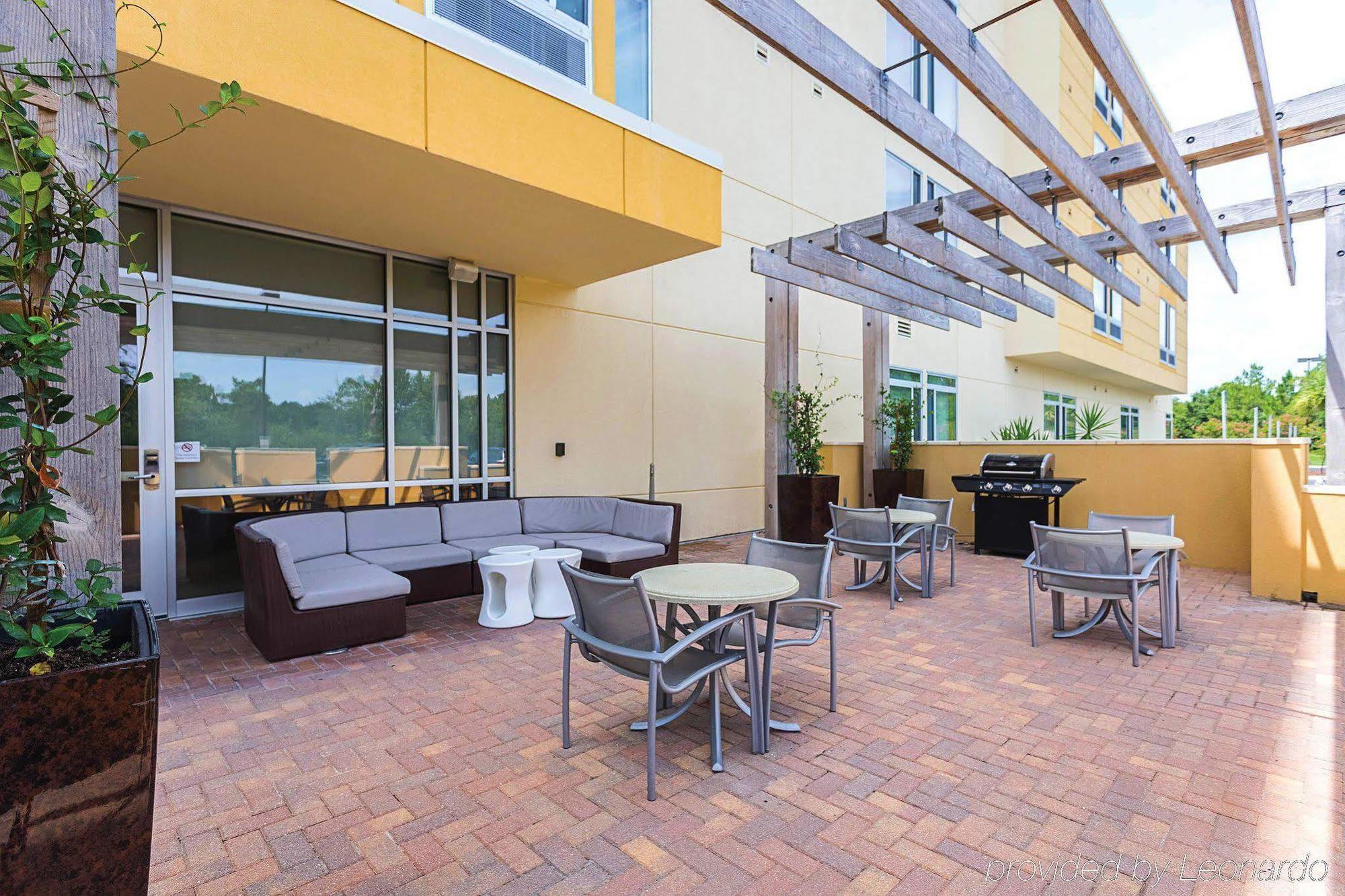 Springhill Suites Tampa North/Tampa Palms Εξωτερικό φωτογραφία