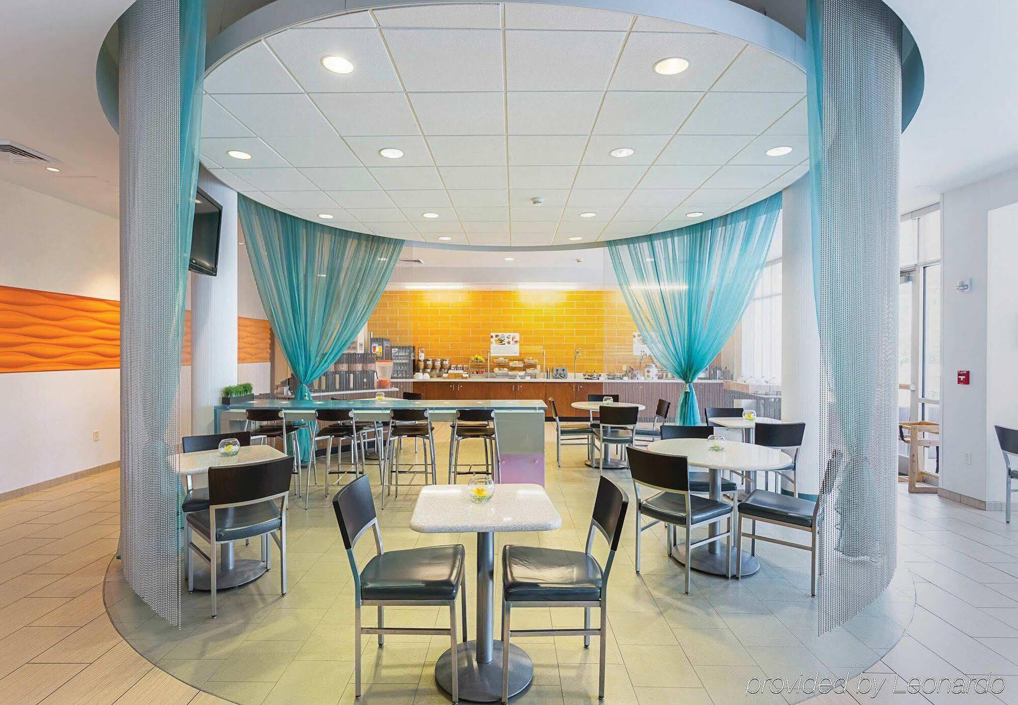 Springhill Suites Tampa North/Tampa Palms Εξωτερικό φωτογραφία