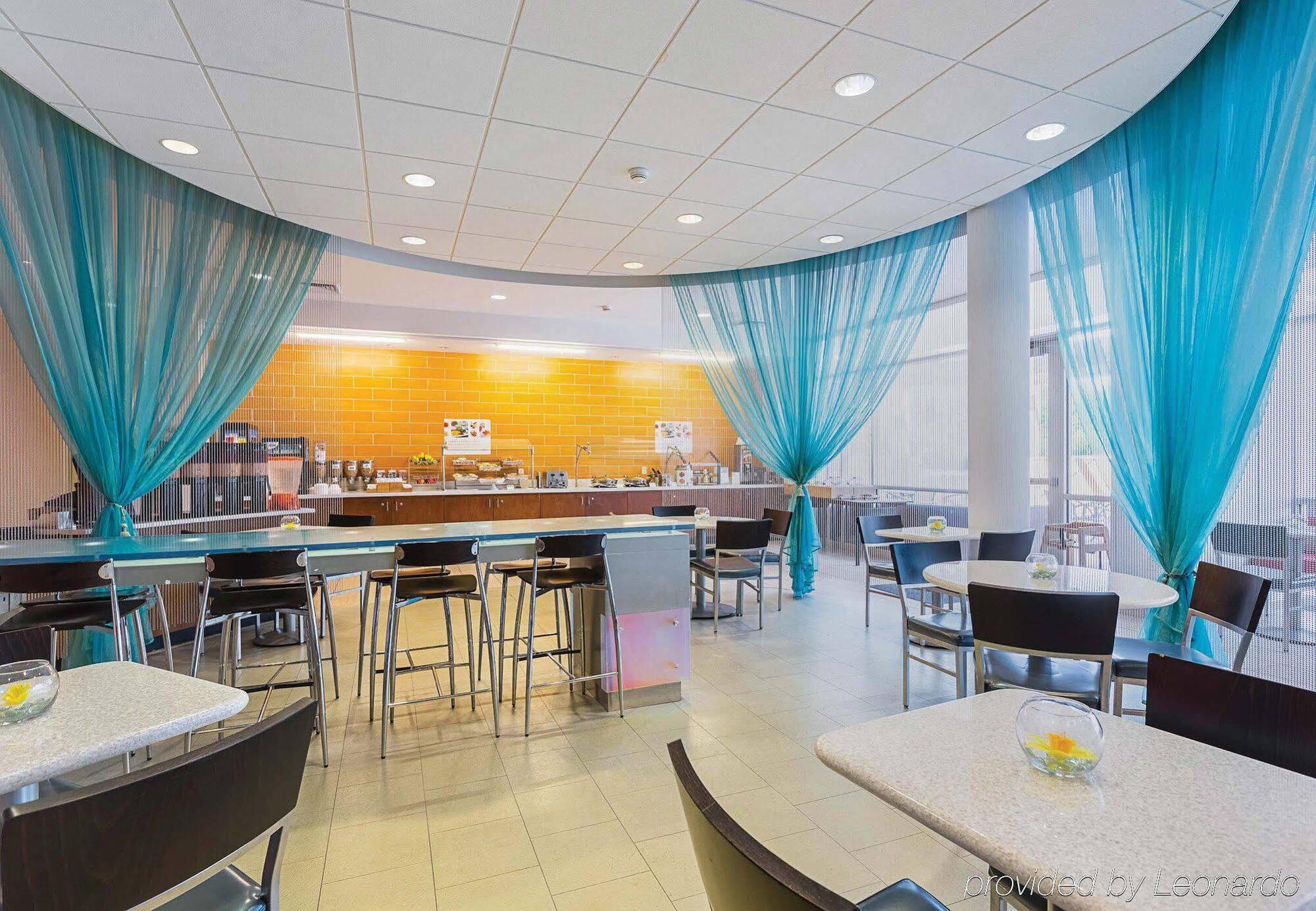 Springhill Suites Tampa North/Tampa Palms Εξωτερικό φωτογραφία