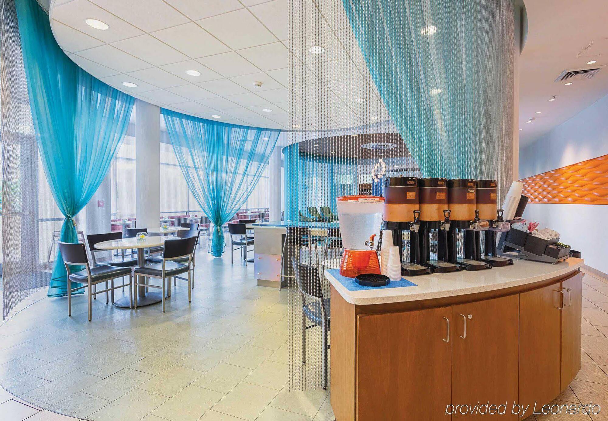 Springhill Suites Tampa North/Tampa Palms Εξωτερικό φωτογραφία