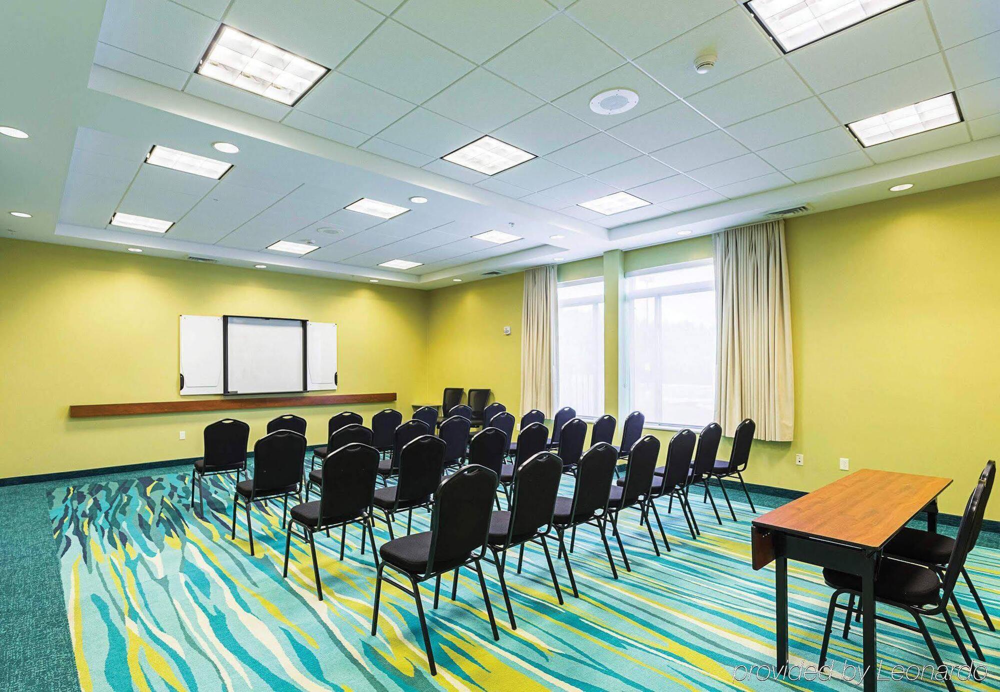 Springhill Suites Tampa North/Tampa Palms Εξωτερικό φωτογραφία